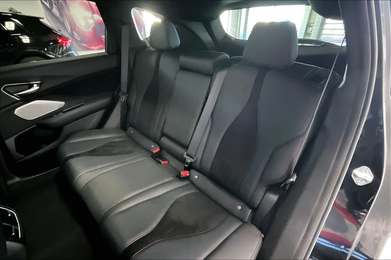 Thumbnail: 2025 Acura RDX - 26