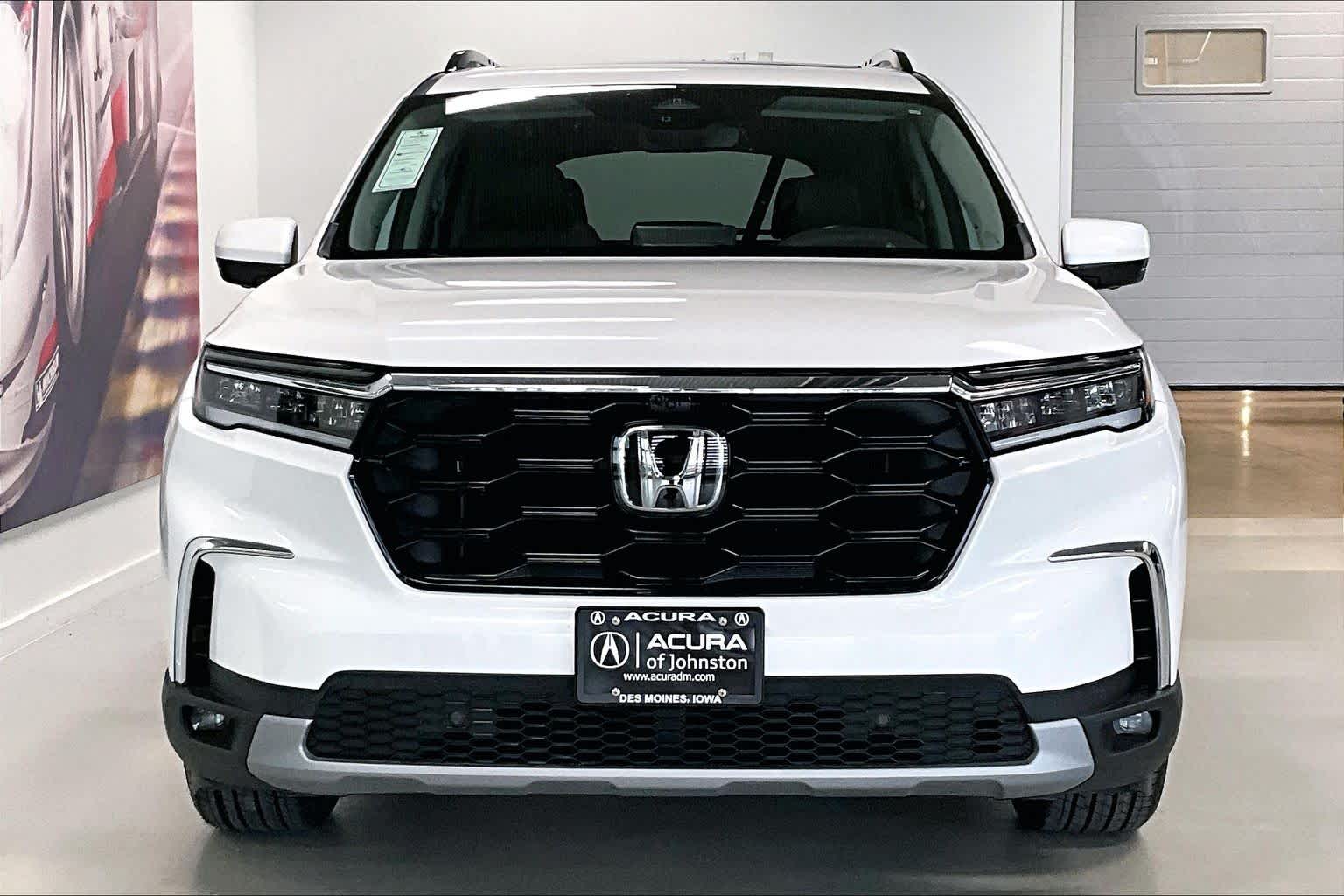 Thumbnail: 2023 Honda Pilot - 6