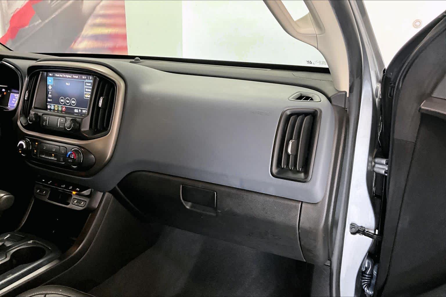 Thumbnail: 2021 Chevrolet Colorado - 20