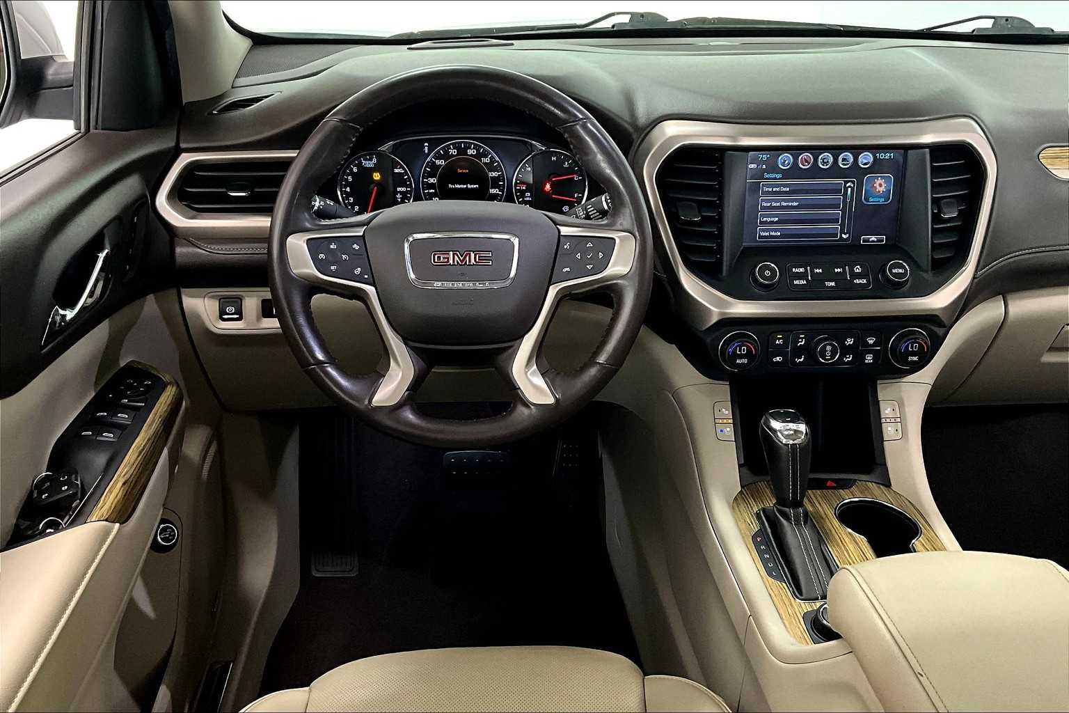 Thumbnail: 2018 GMC Acadia - 12