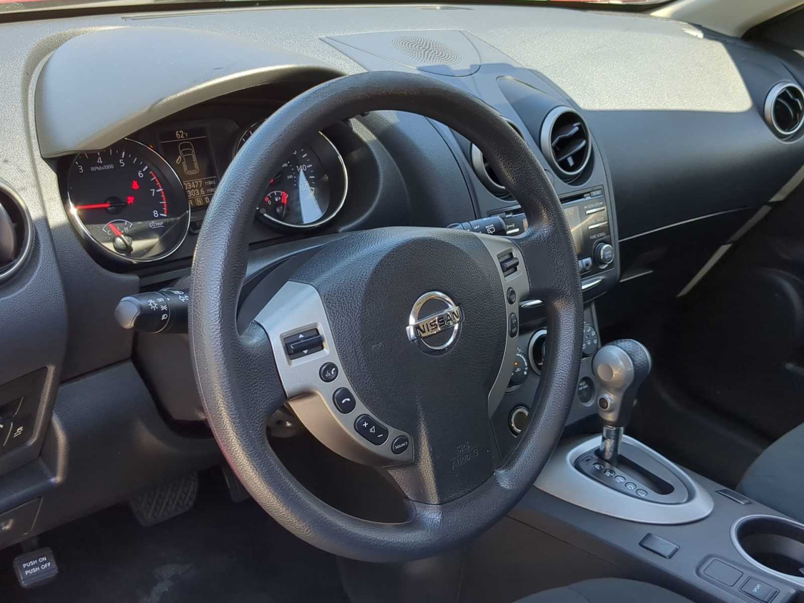2015 Nissan Rogue S 10
