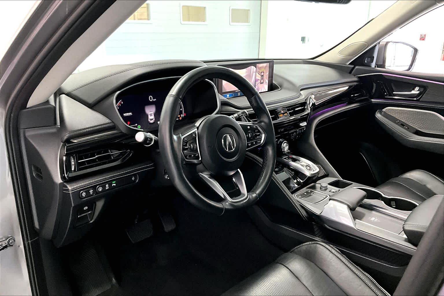 Thumbnail: 2022 Acura MDX - 2