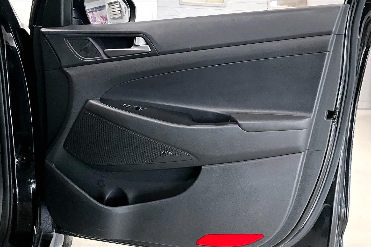 Thumbnail: 2017 Hyundai Tucson - 25