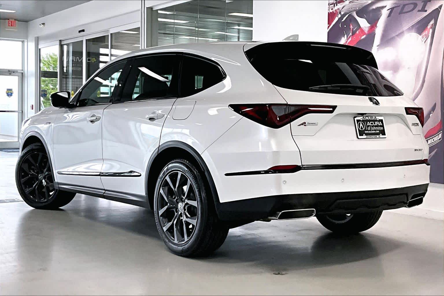 Thumbnail: 2023 Acura MDX - 4