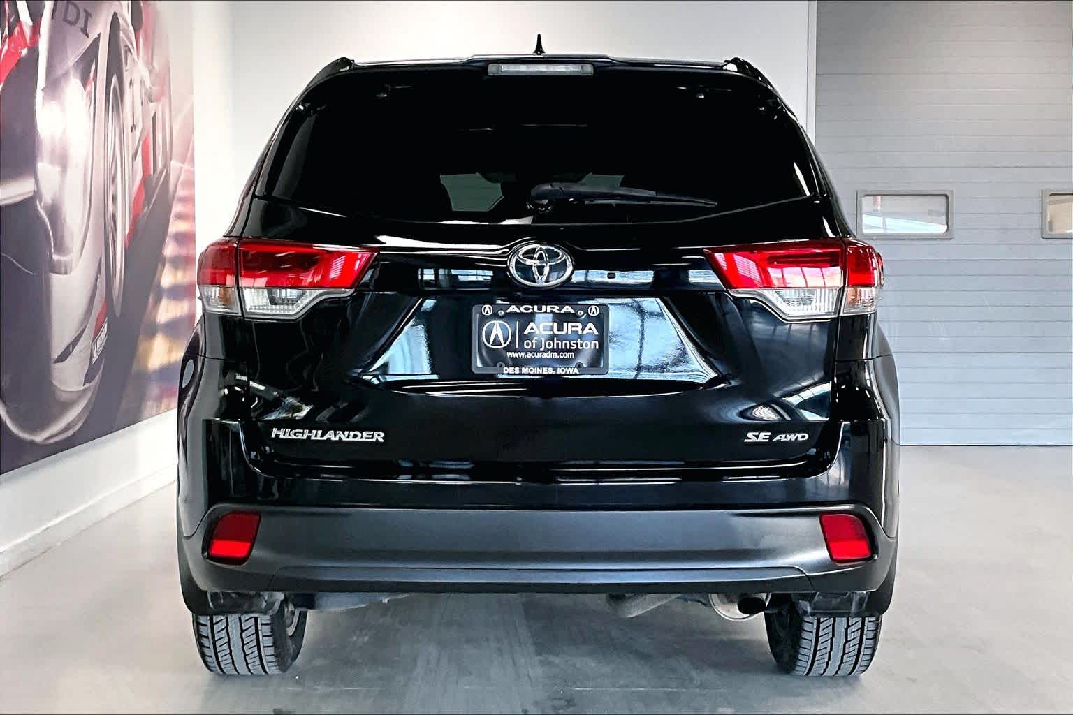 Thumbnail: 2019 Toyota Highlander - 5