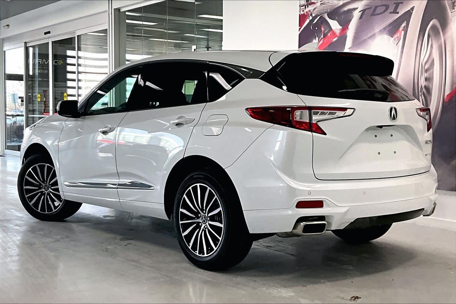 Thumbnail: 2026 Acura RDX - 4