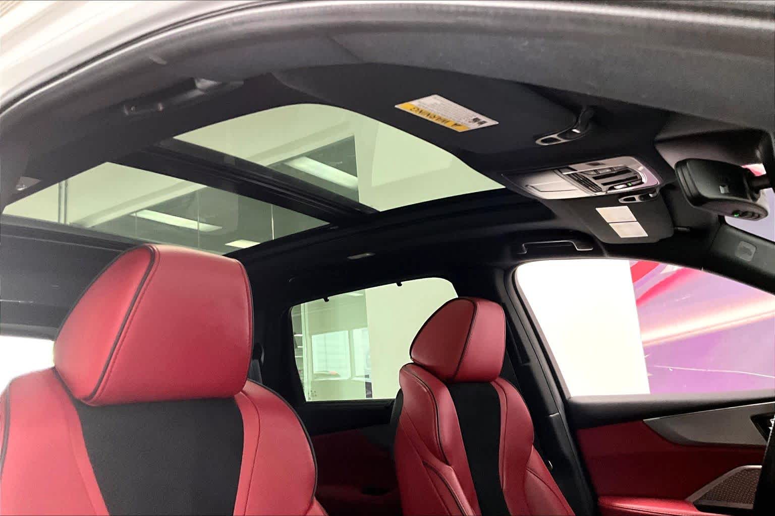 Thumbnail: 2022 Acura MDX - 28