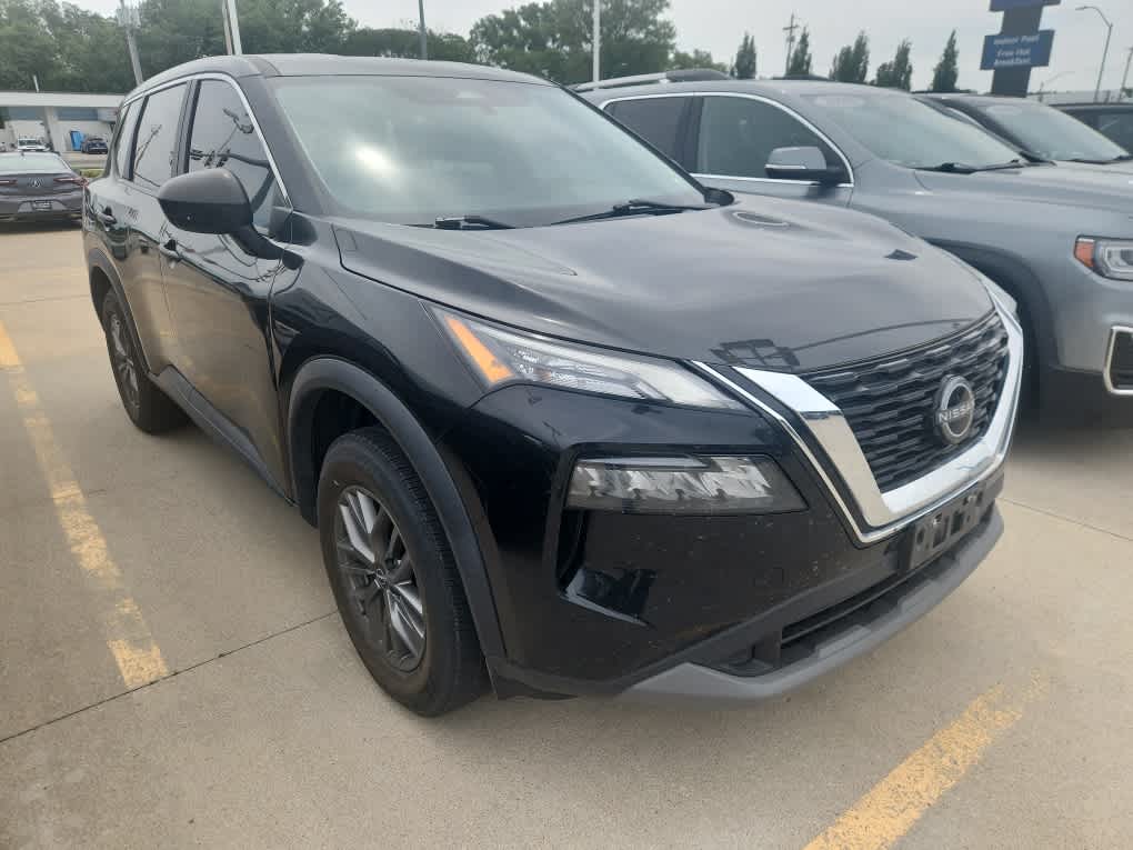 Thumbnail: 2023 Nissan Rogue - 3