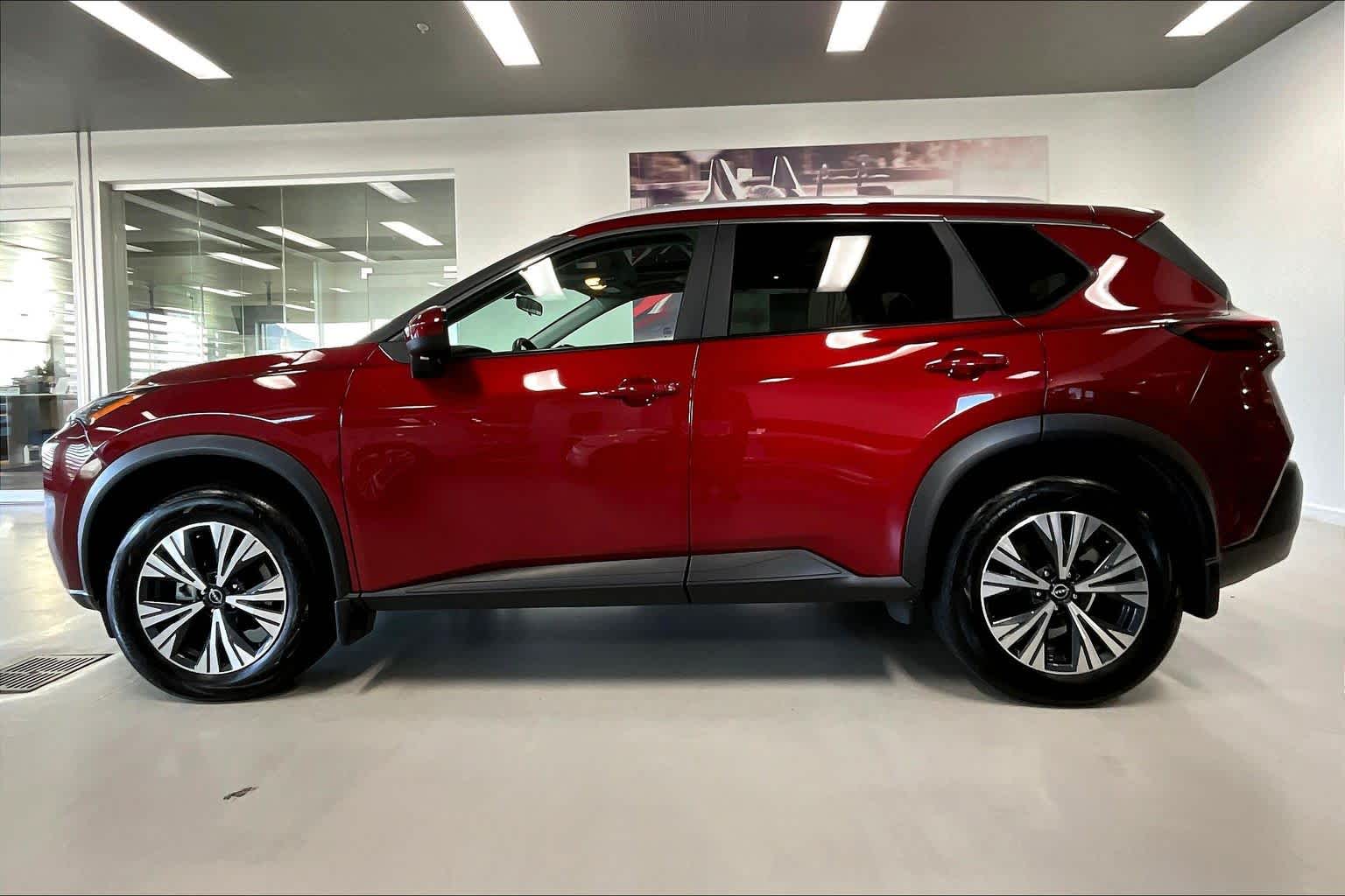 Thumbnail: 2023 Nissan Rogue - 3