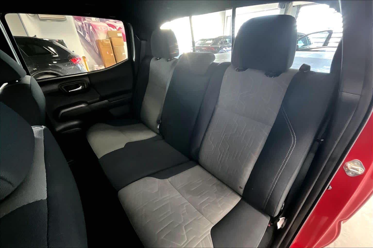 Thumbnail: 2020 Toyota Tacoma - 26