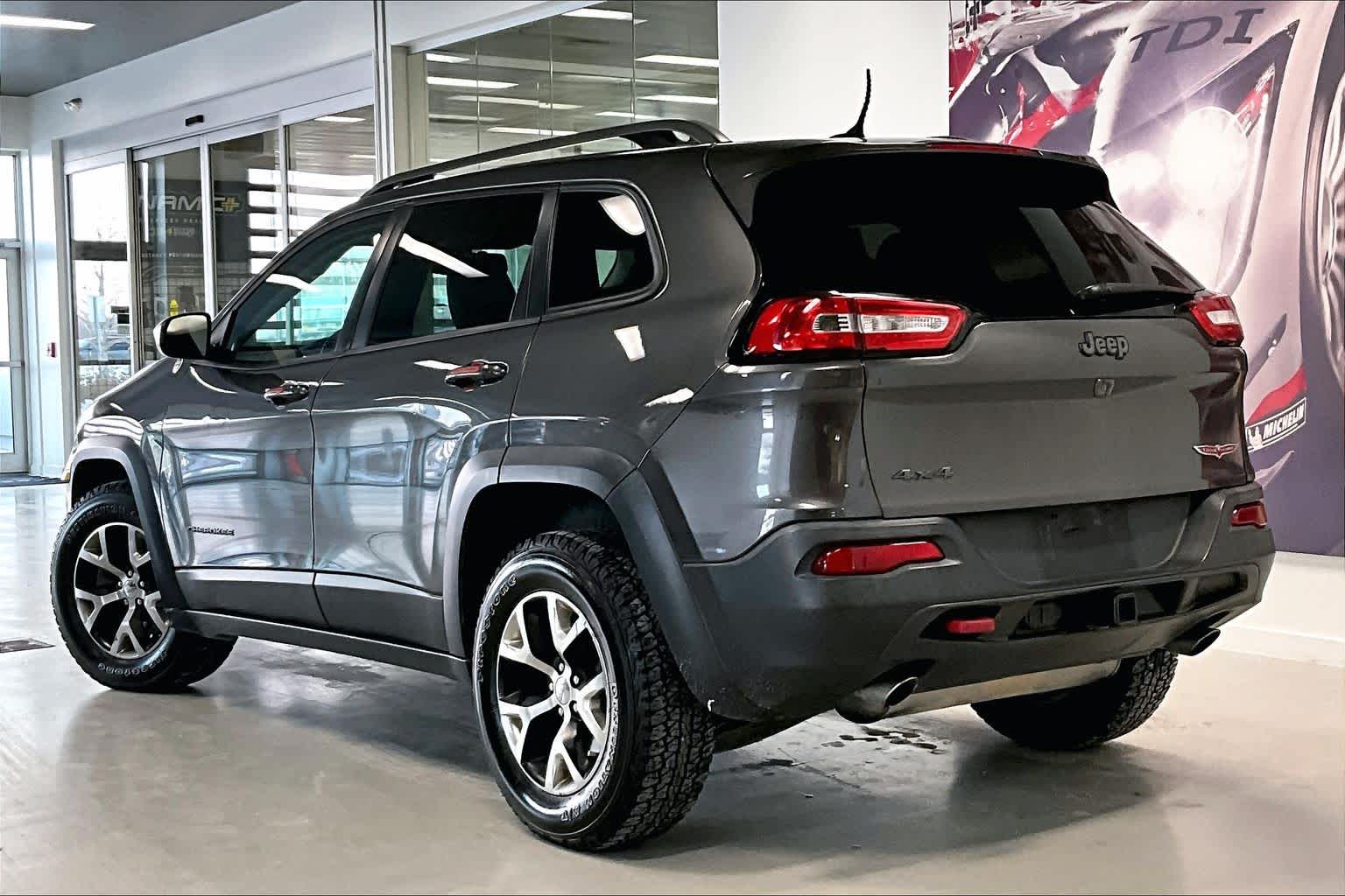 Thumbnail: 2014 Jeep Cherokee - 4