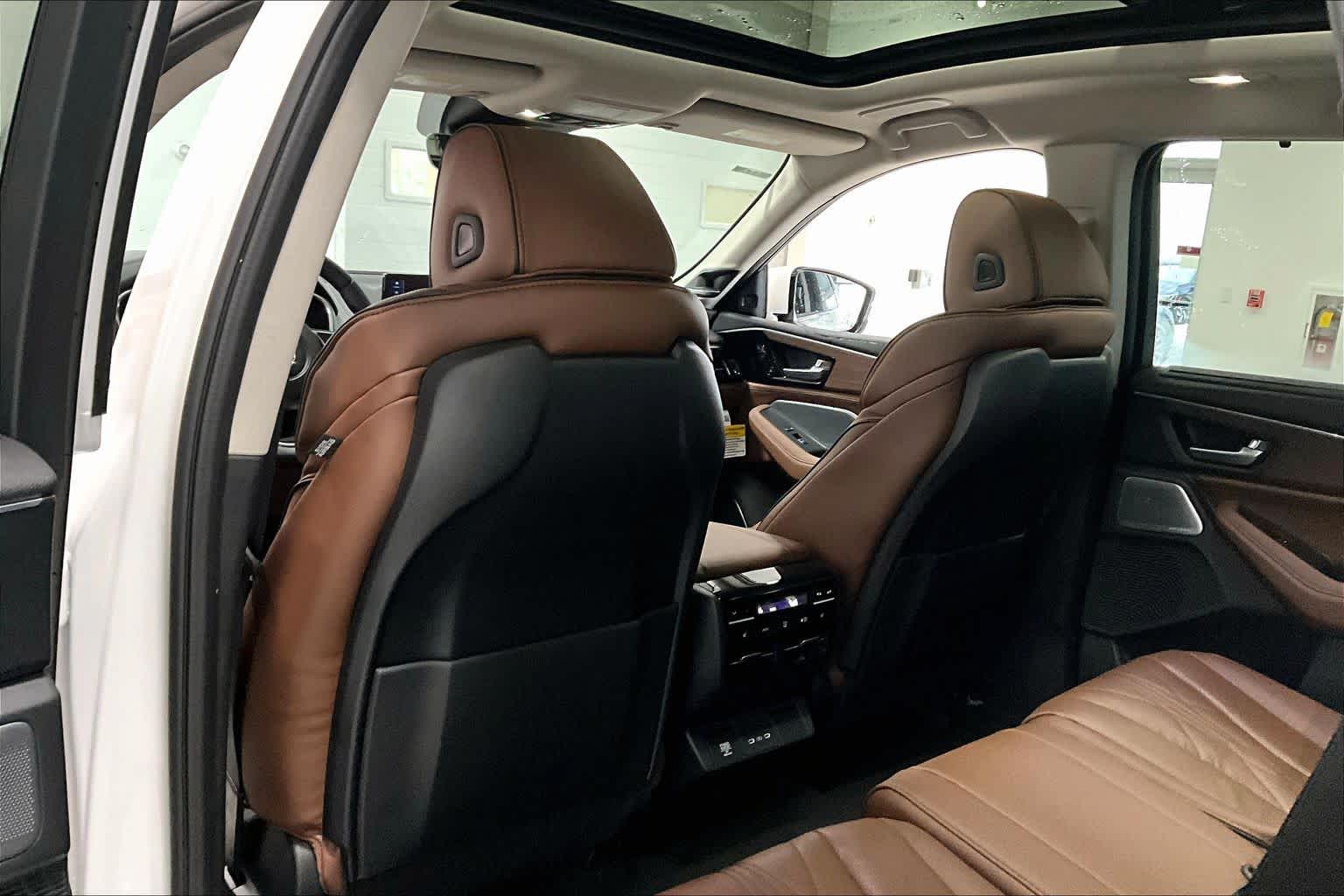 Thumbnail: 2026 Acura MDX - 11