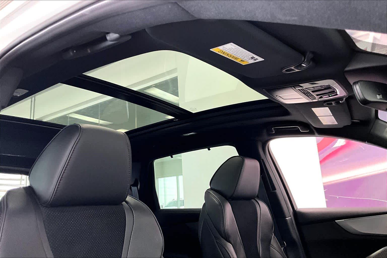 Thumbnail: 2023 Acura MDX - 28
