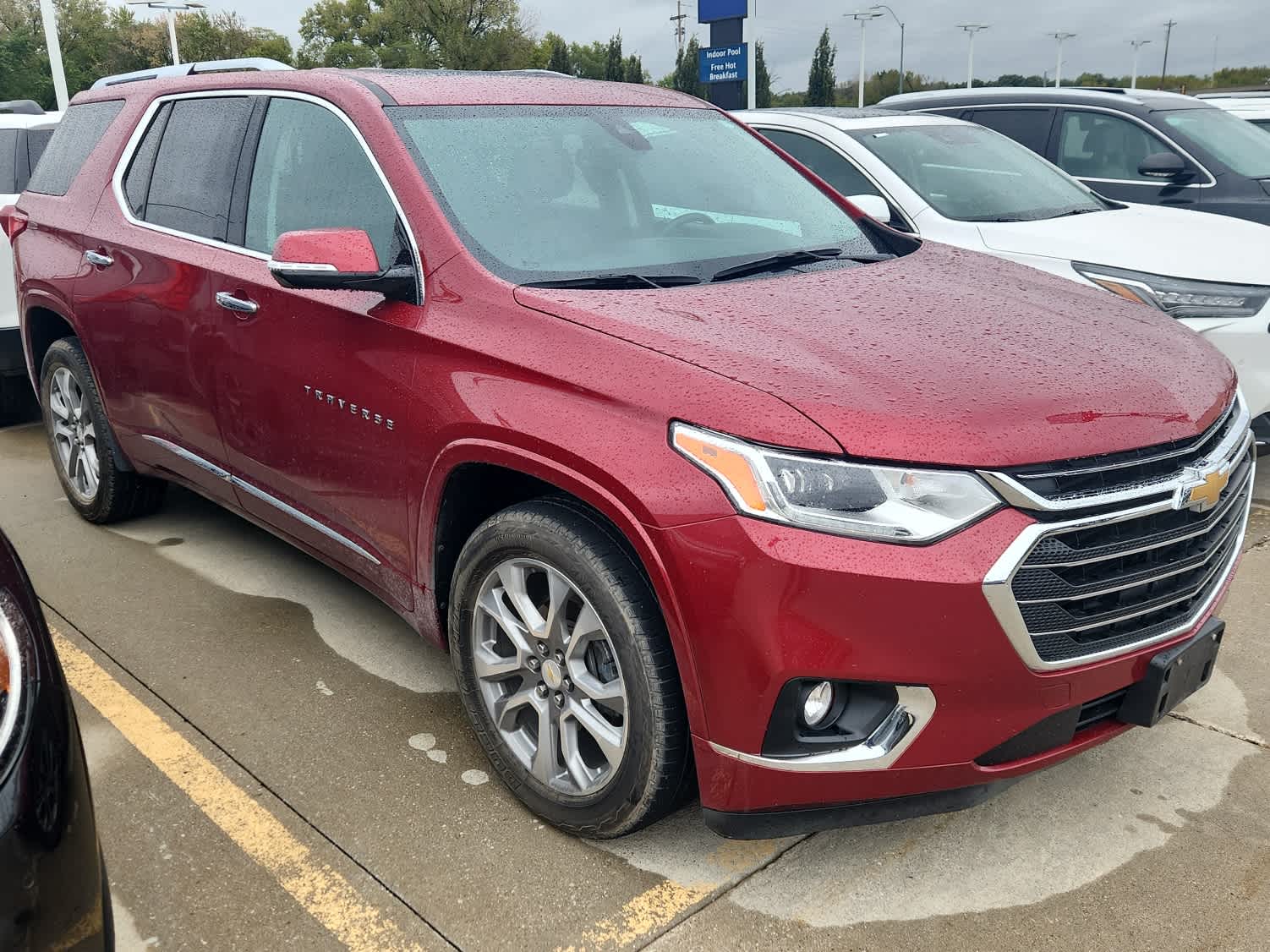 Thumbnail: 2019 Chevrolet Traverse - 2