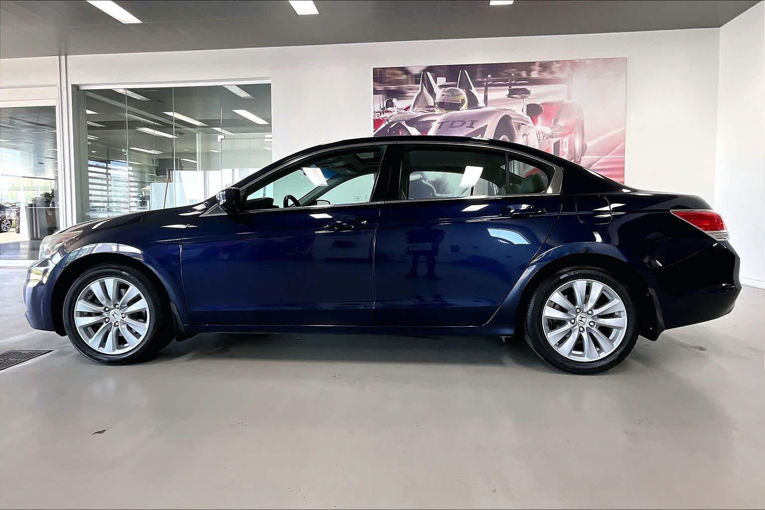 Thumbnail: 2011 Honda Accord - 3