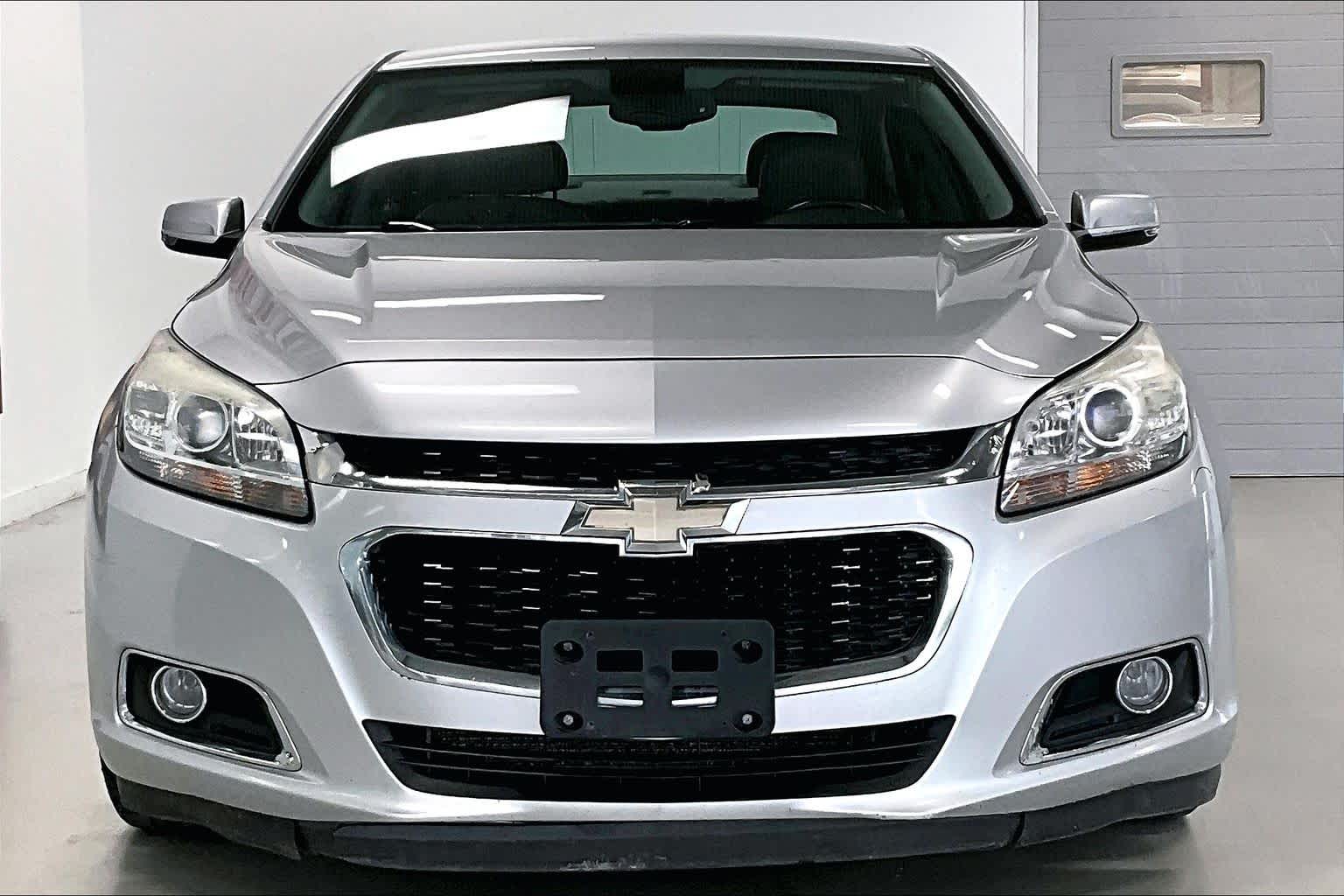 Thumbnail: 2015 Chevrolet Malibu - 6