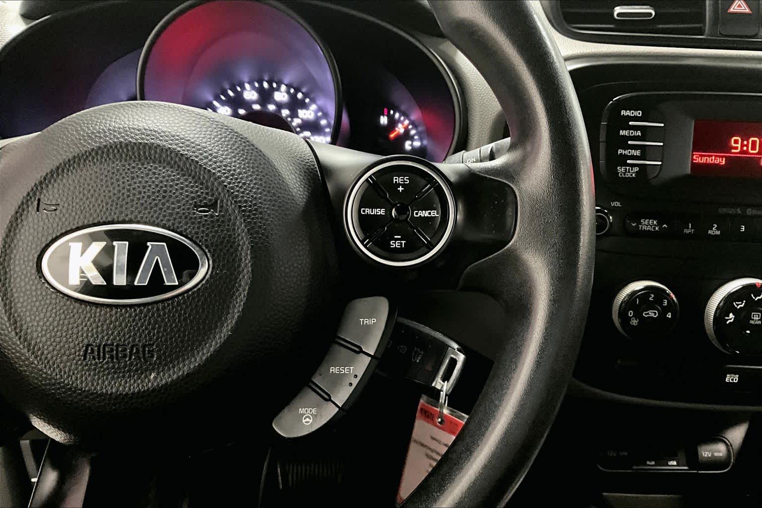 Thumbnail: 2014 Kia Soul - 23