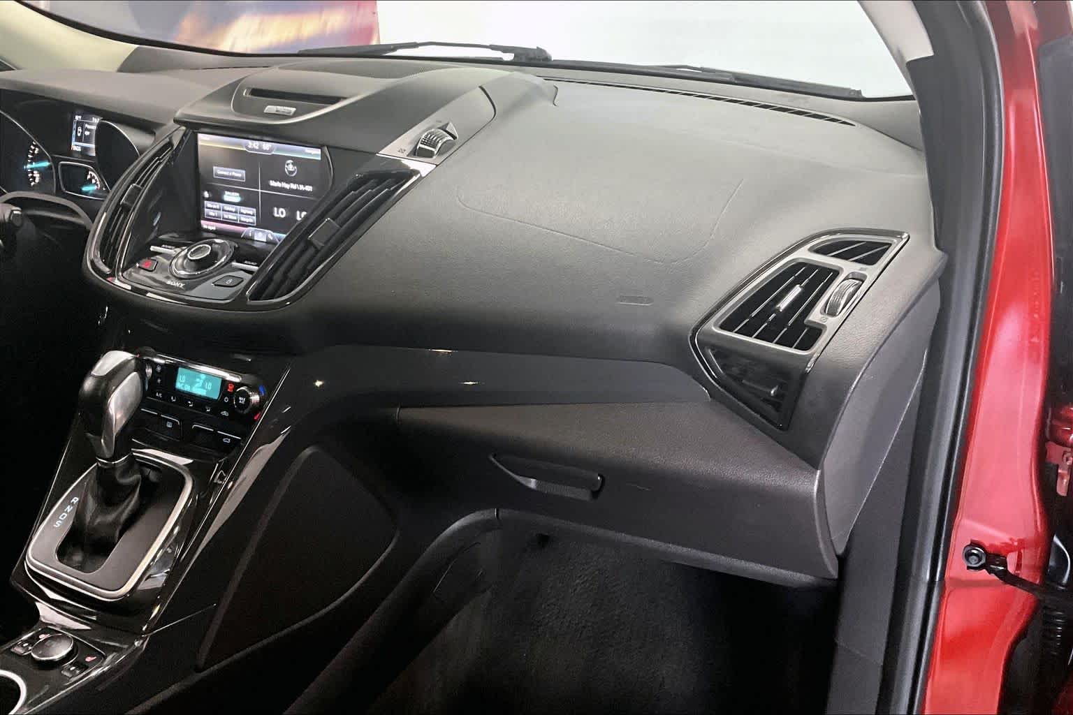 Thumbnail: 2014 Ford Escape - 21