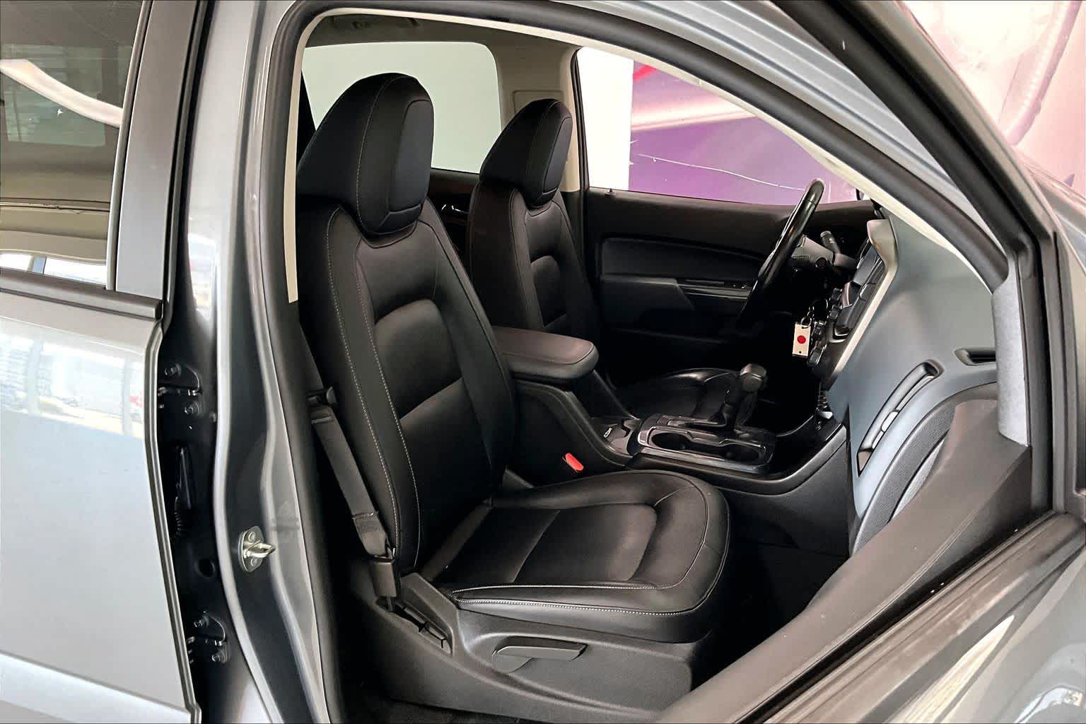 Thumbnail: 2021 Chevrolet Colorado - 12
