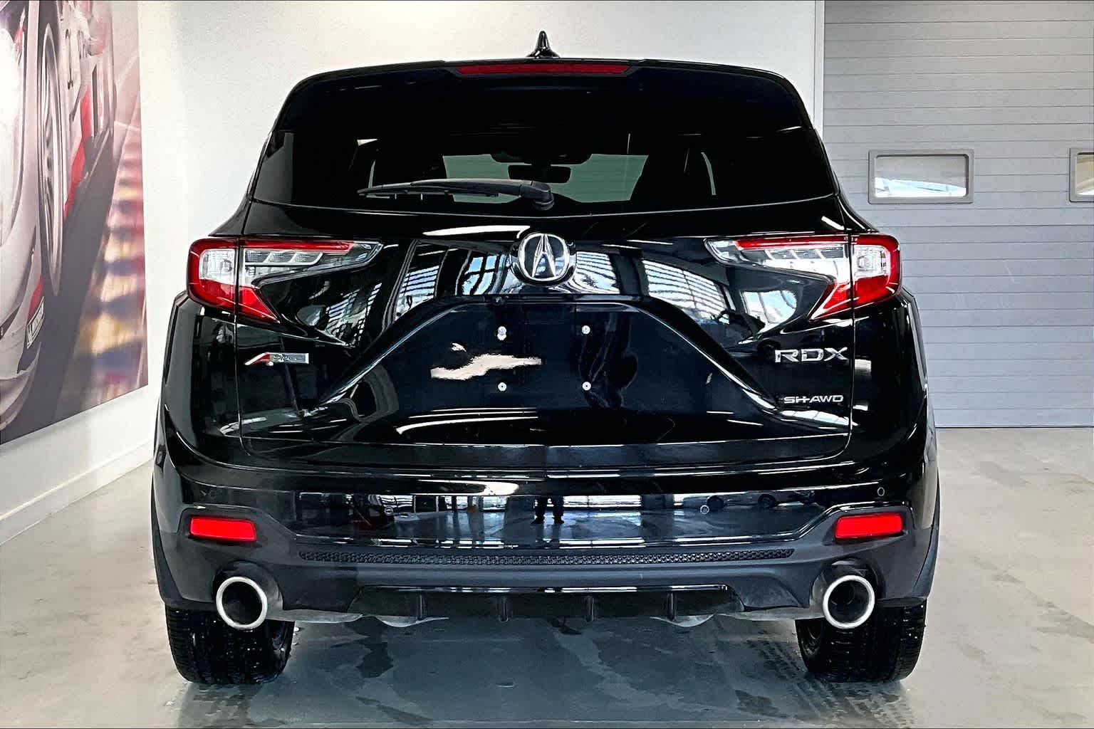 Thumbnail: 2025 Acura RDX - 5