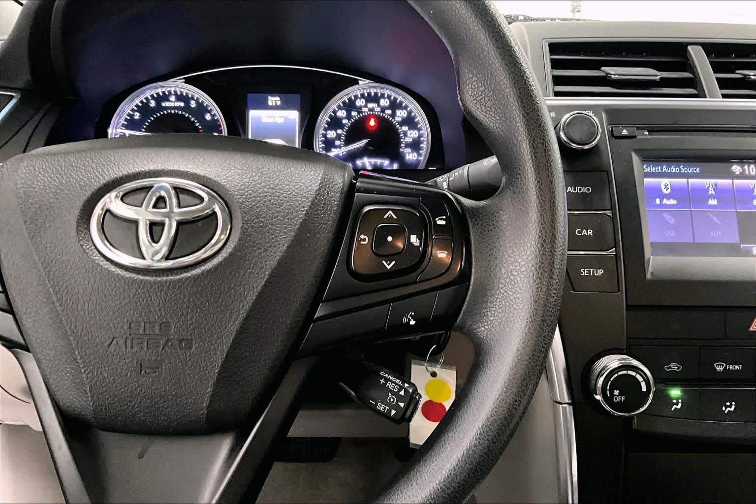 Thumbnail: 2017 Toyota Camry - 22