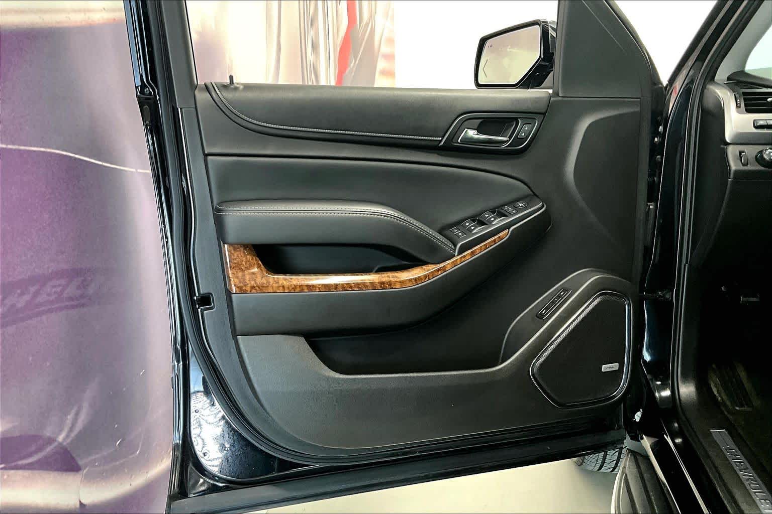 Thumbnail: 2016 Chevrolet Tahoe - 23