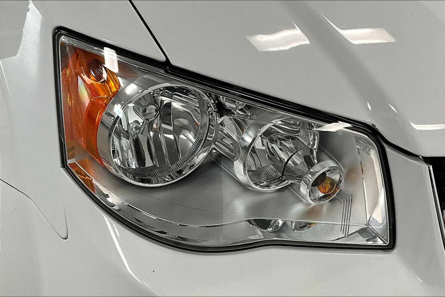 Thumbnail: 2016 Dodge Grand Caravan - 10