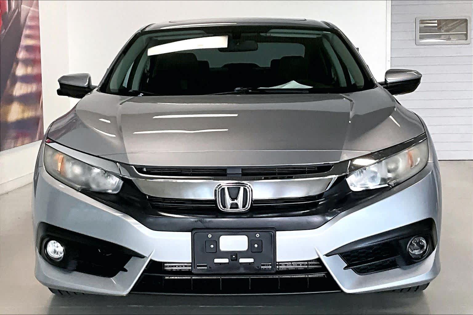Thumbnail: 2016 Honda Civic - 6