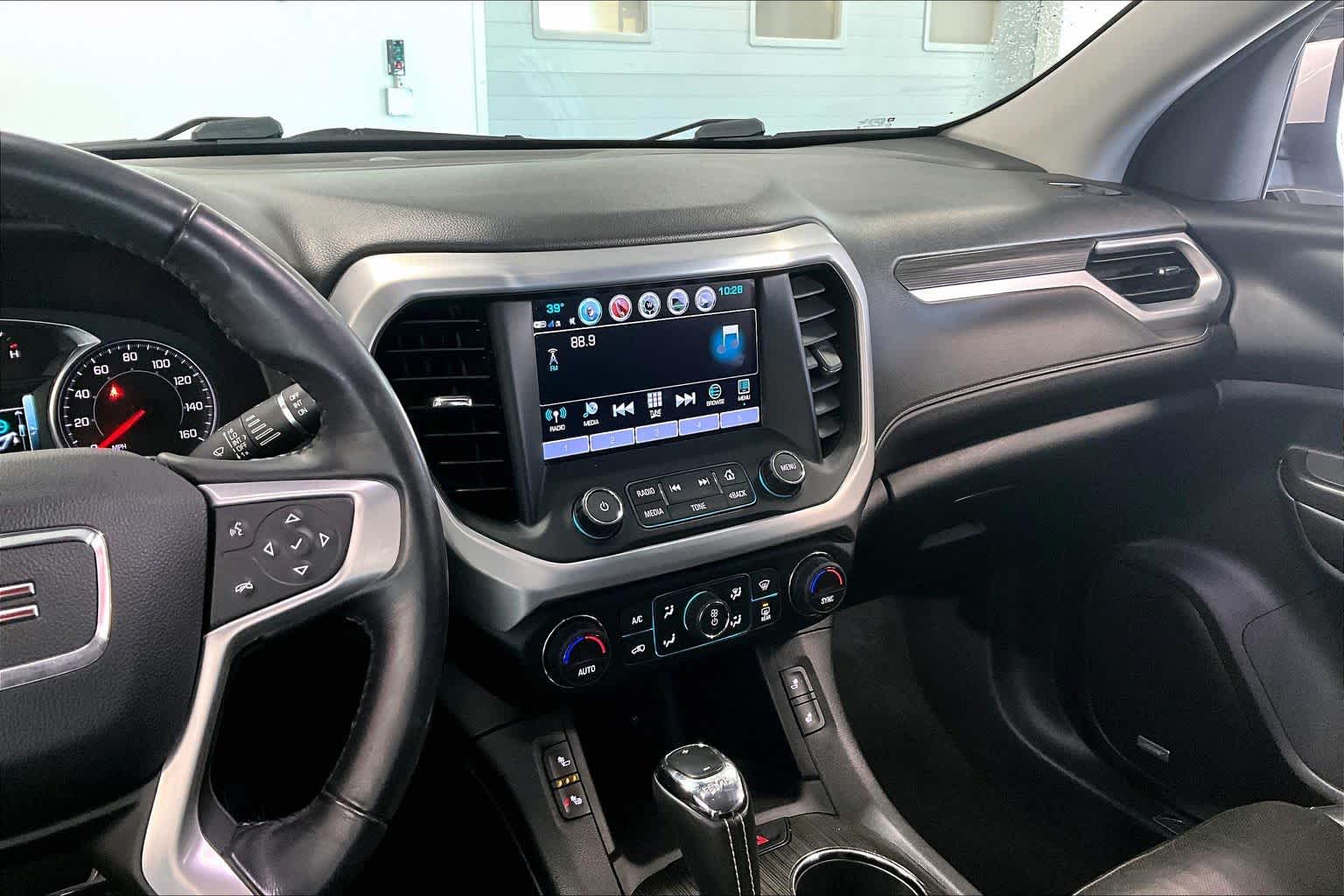 Thumbnail: 2018 GMC Acadia - 13