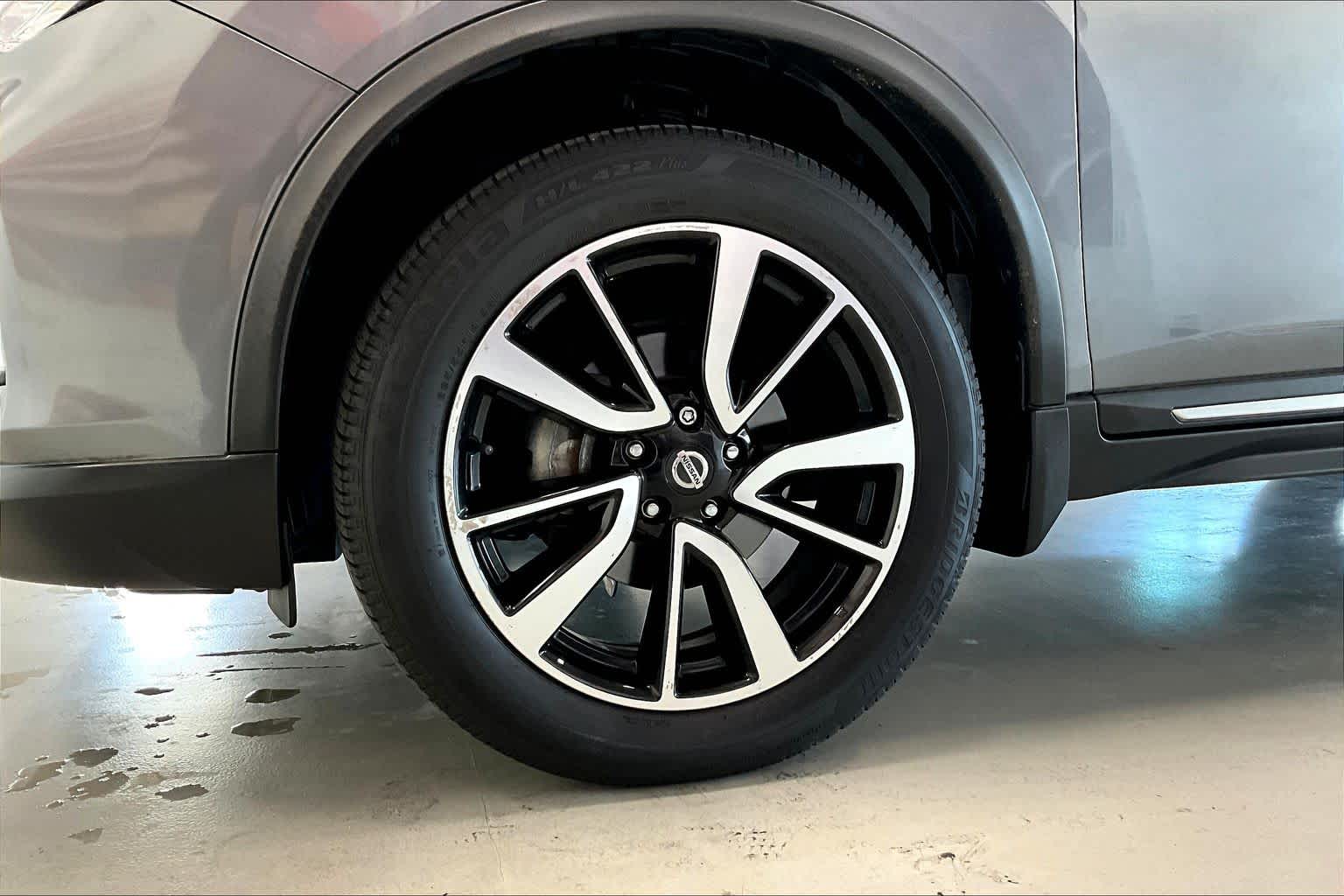 Thumbnail: 2019 Nissan Rogue - 8