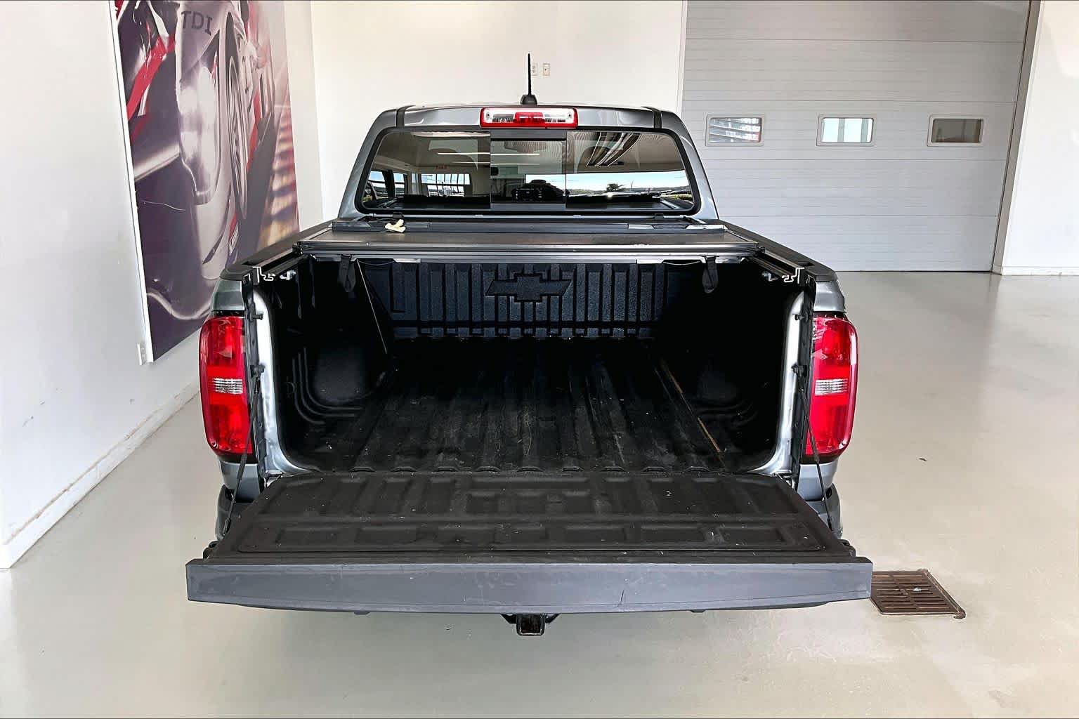 Thumbnail: 2021 Chevrolet Colorado - 16