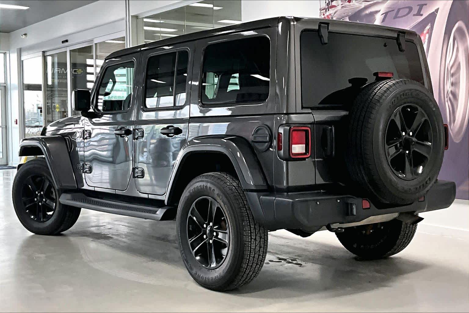Thumbnail: 2020 Jeep Wrangler - 4