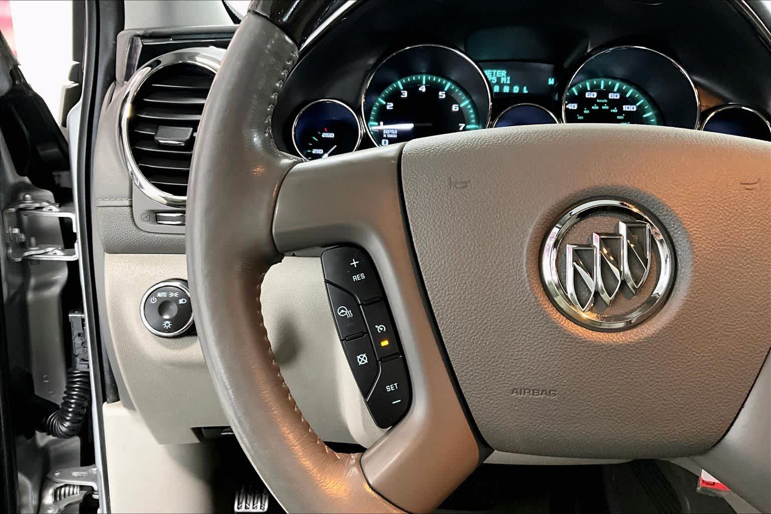 Thumbnail: 2015 Buick Enclave - 21