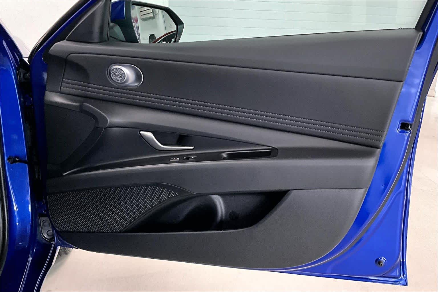 Thumbnail: 2024 Hyundai Elantra - 25