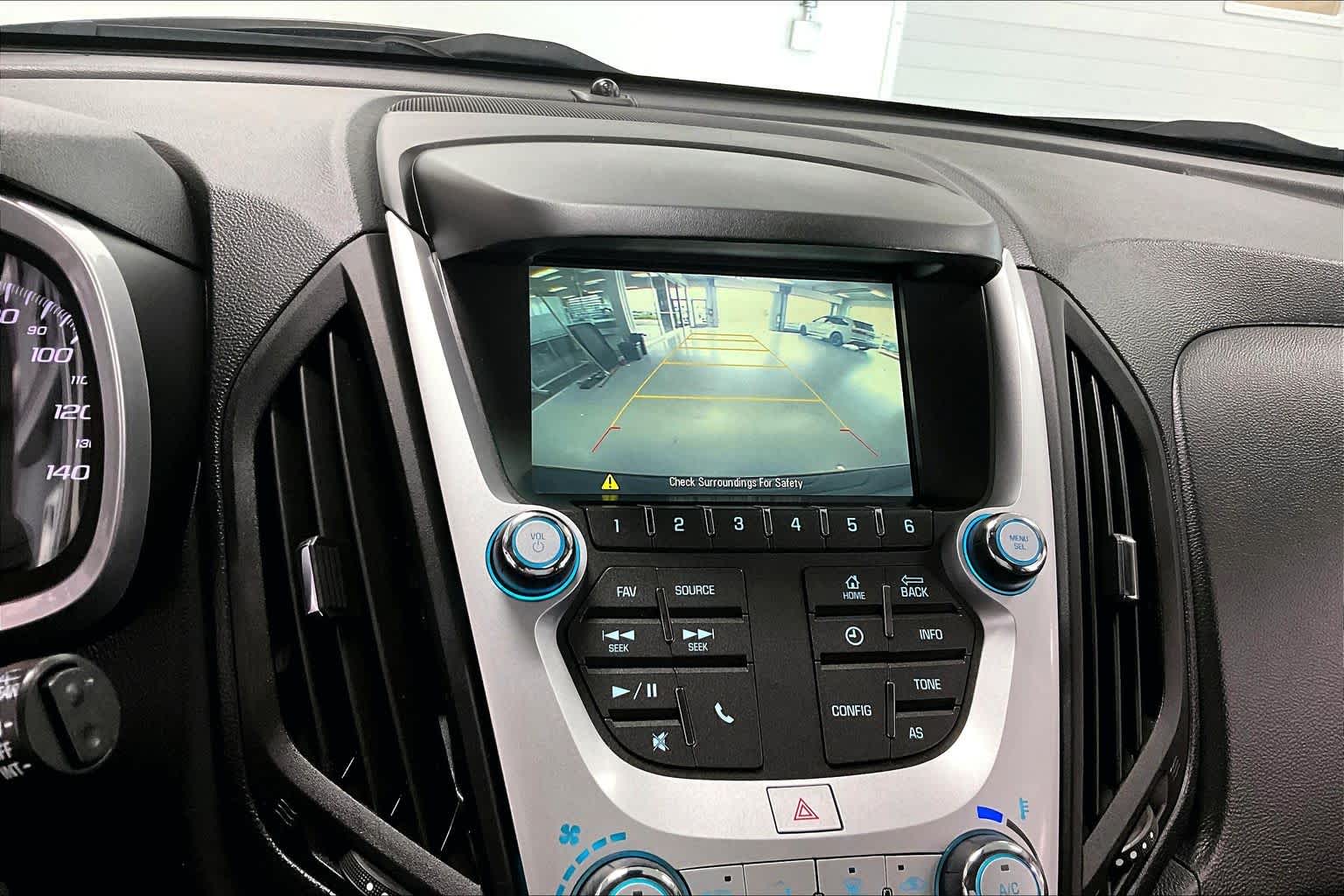 Thumbnail: 2016 Chevrolet Equinox - 22