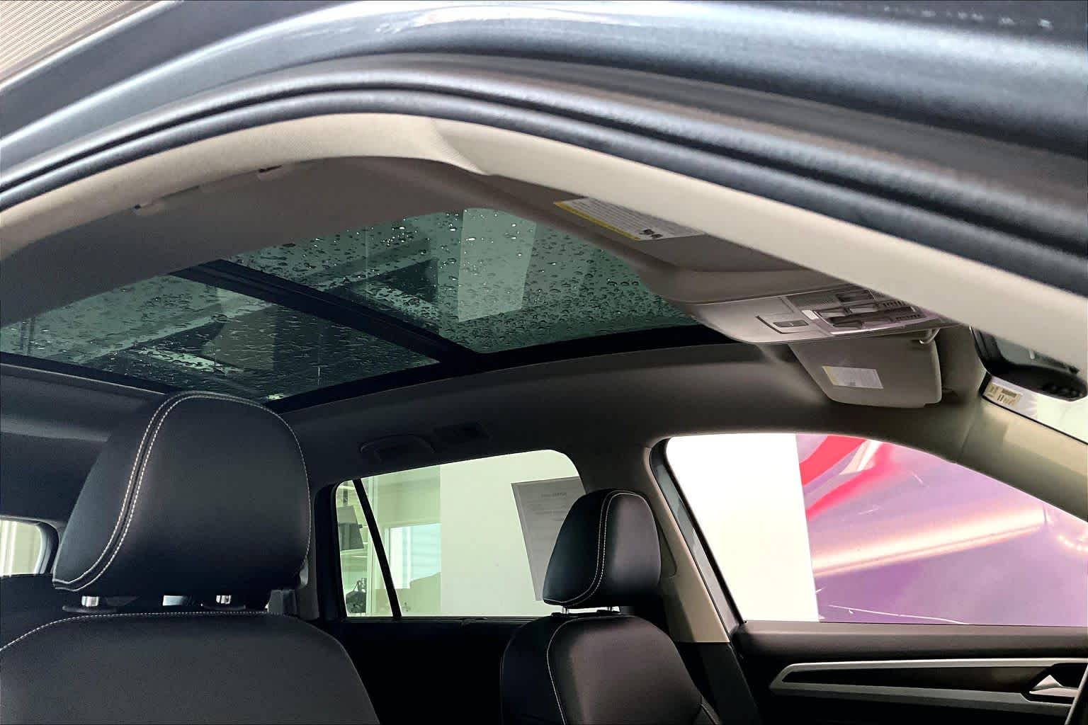 Thumbnail: 2023 Volkswagen Atlas - 26