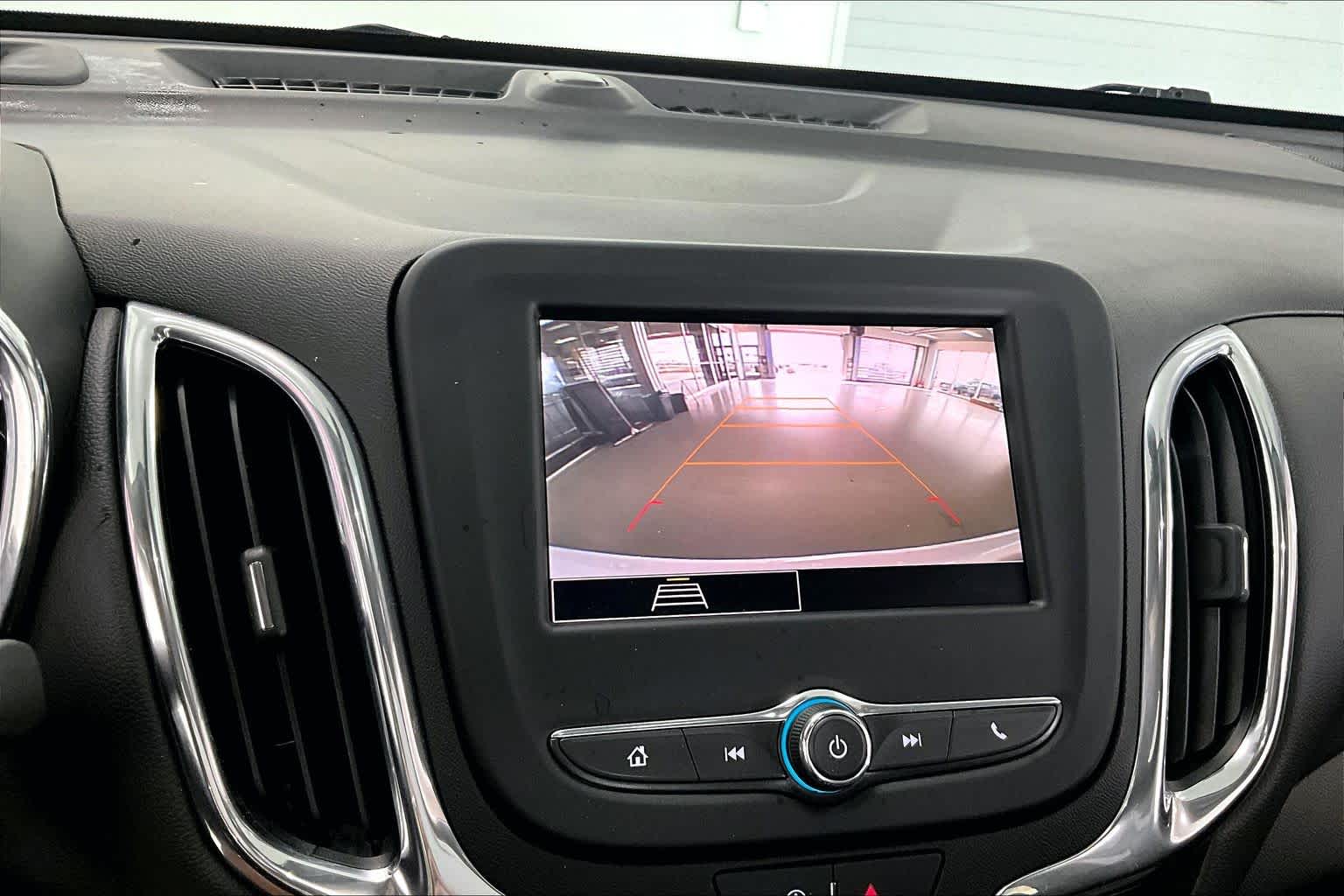 Thumbnail: 2023 Chevrolet Equinox - 23