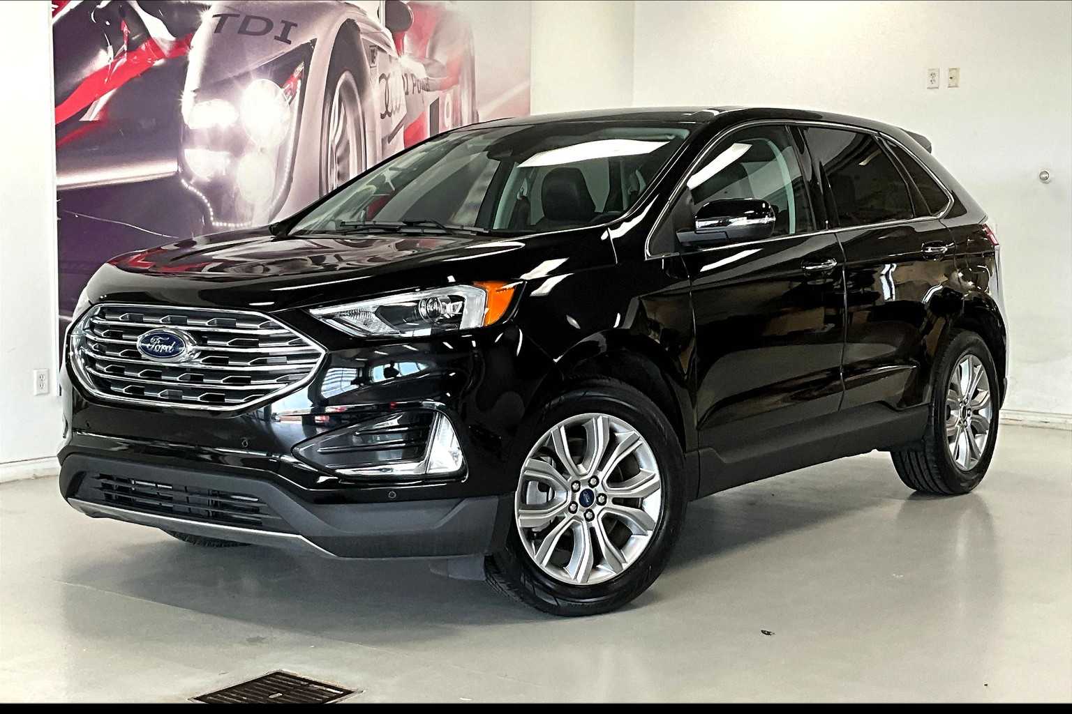 2022 Ford Edge Titanium -
                  Johnston, IA