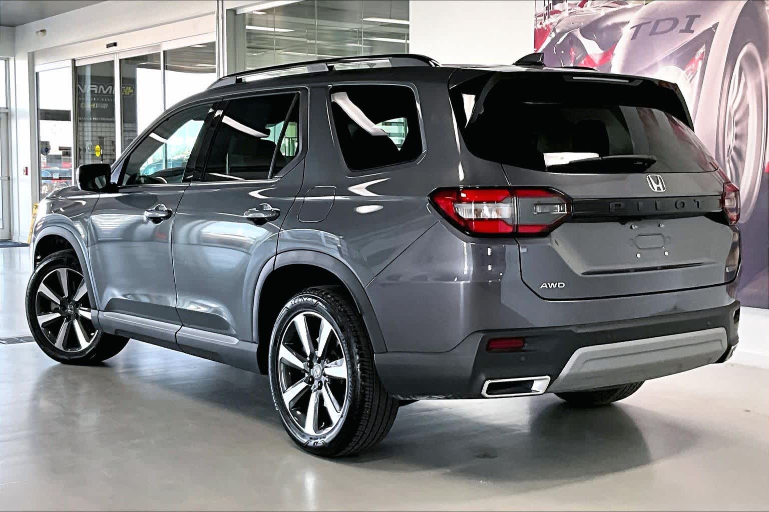 Thumbnail: 2025 Honda Pilot - 4