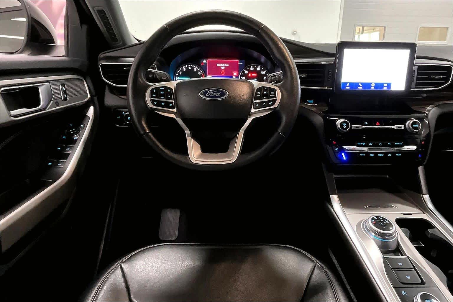 Thumbnail: 2023 Ford Explorer - 12