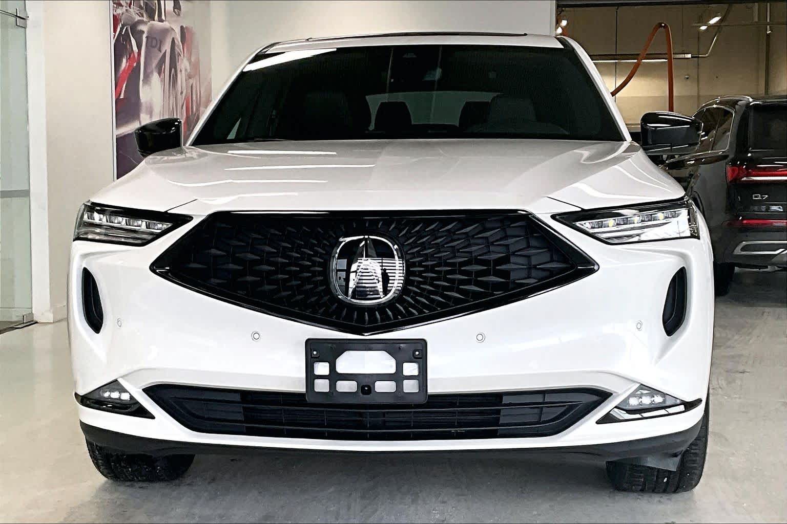 Thumbnail: 2023 Acura MDX - 6