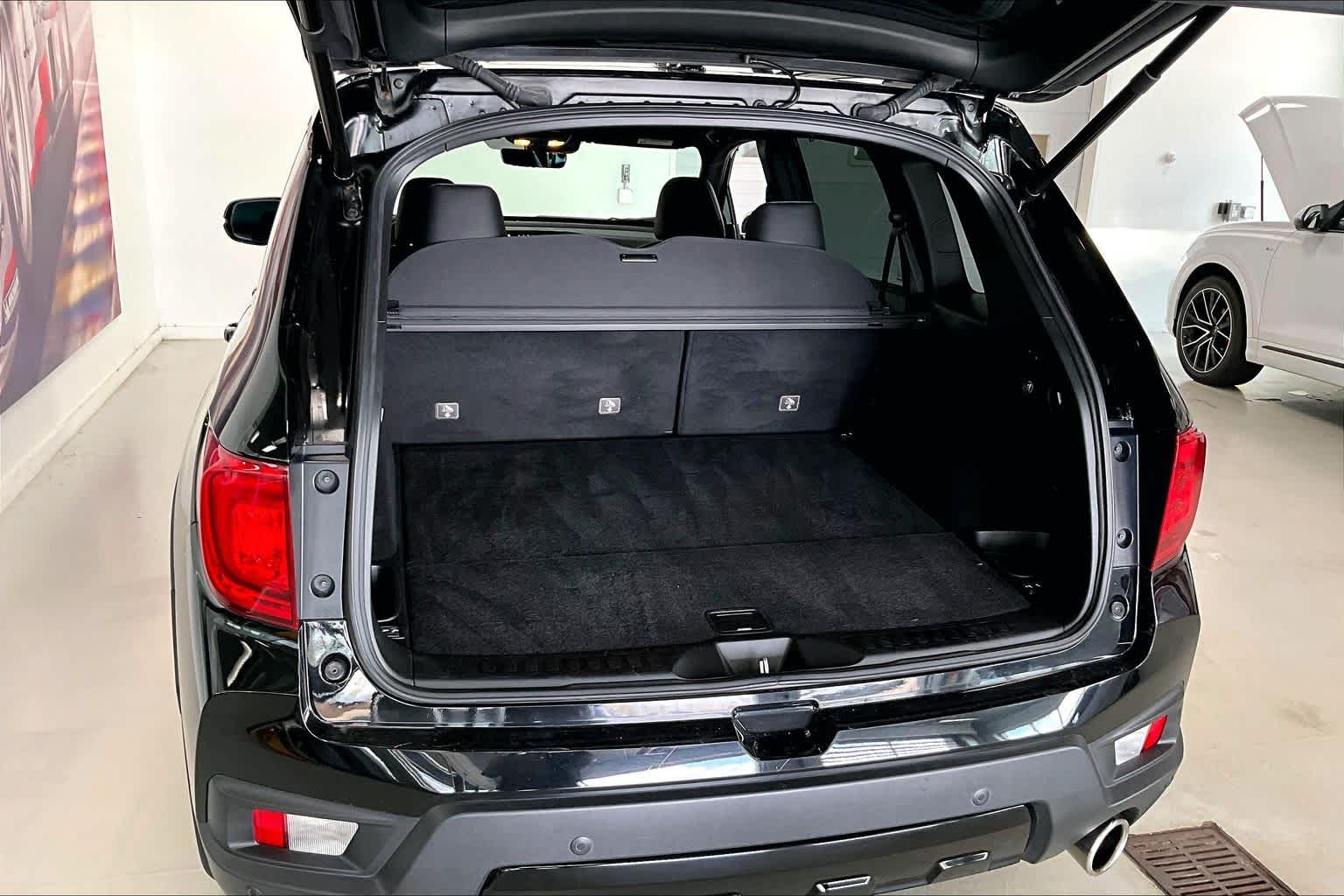 Thumbnail: 2022 Honda Passport - 16