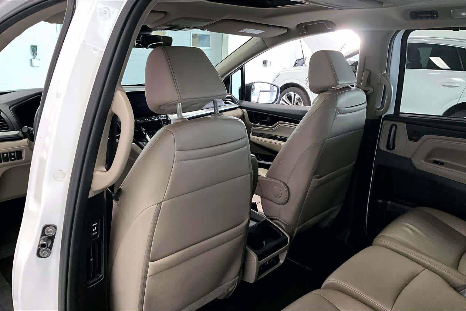 Thumbnail: 2023 Honda Odyssey - 11