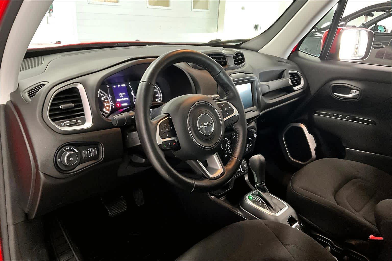 Thumbnail: 2018 Jeep Renegade - 2