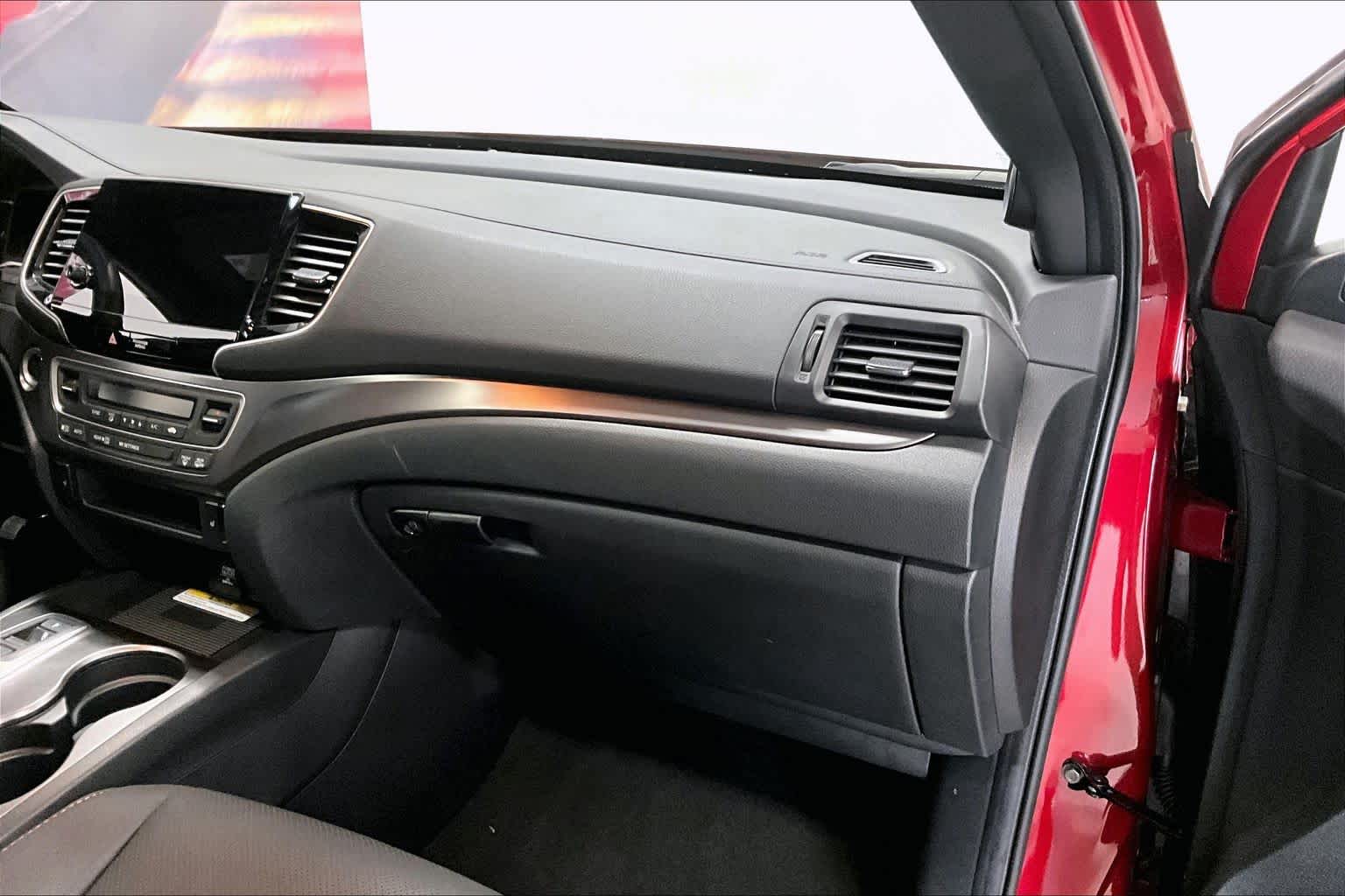 Thumbnail: 2023 Honda Passport - 20