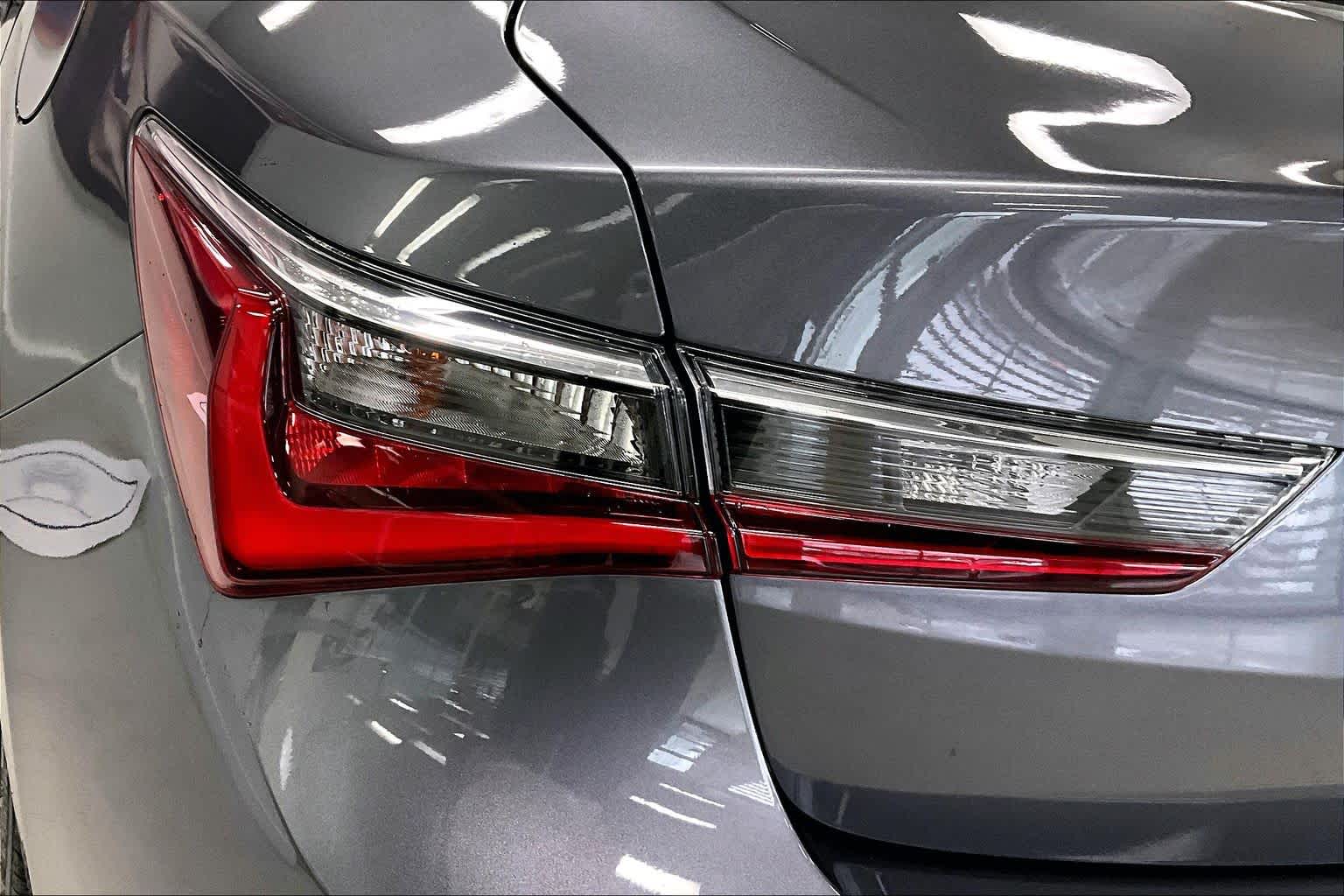 Thumbnail: 2021 Acura ILX - 29