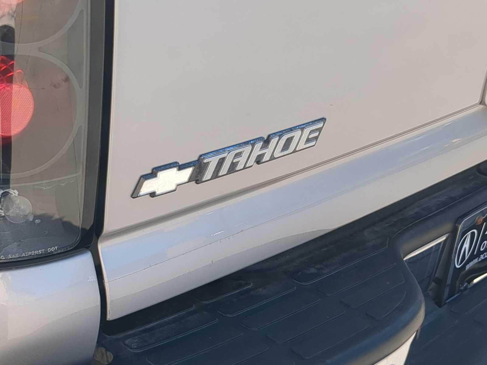 2004 Chevrolet Tahoe  13