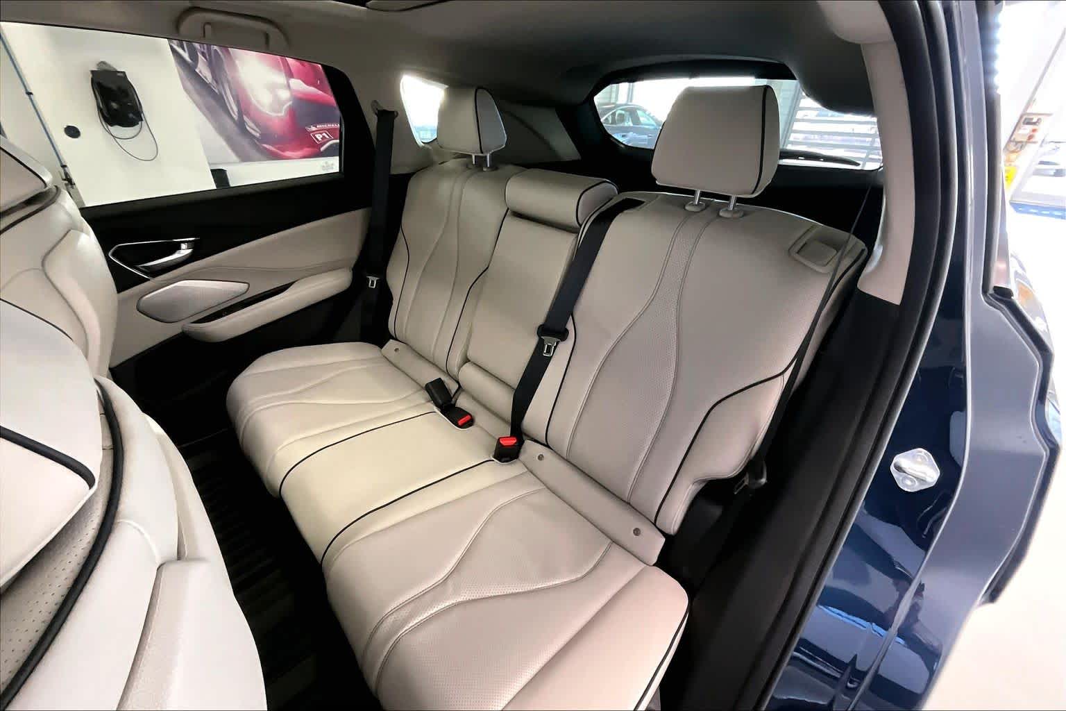 Thumbnail: 2026 Acura RDX - 13