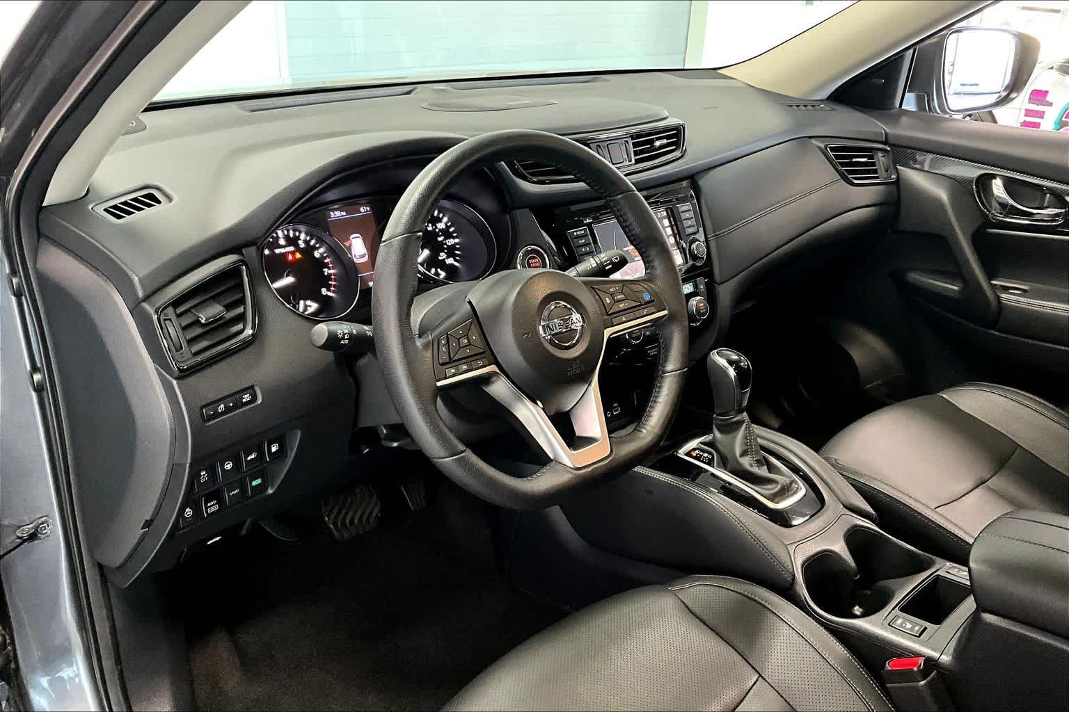 Thumbnail: 2019 Nissan Rogue - 2