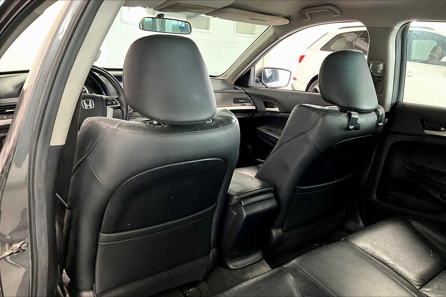 Thumbnail: 2011 Honda Accord - 8